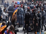 Yerevanda keçmiş hərbçilər Müdafiə Nazirliyinin qarşısında akiya keçiri